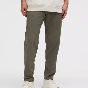 Lululemon Men's Olive Green/Tan  Casual Pants pull on relaxed fit
